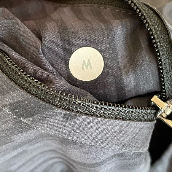 Lululemon THE Shorts Mens Large Lined 9" Inseam Running Gym Athletic Gray - Picture 7 of 9